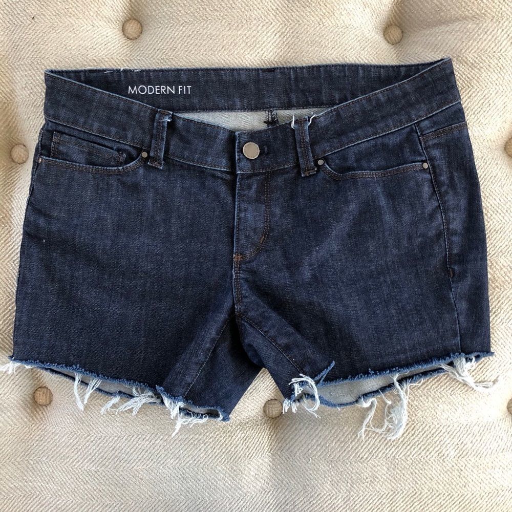 Ann Taylor Modern Fit Jean Denim Shorts Cut Offs 8P